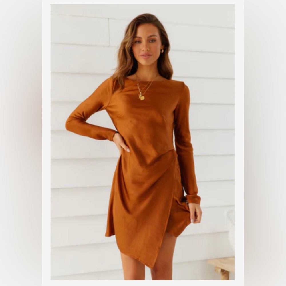 Hello Molly tan shimmery dress. Size S. Never worn, new with tags